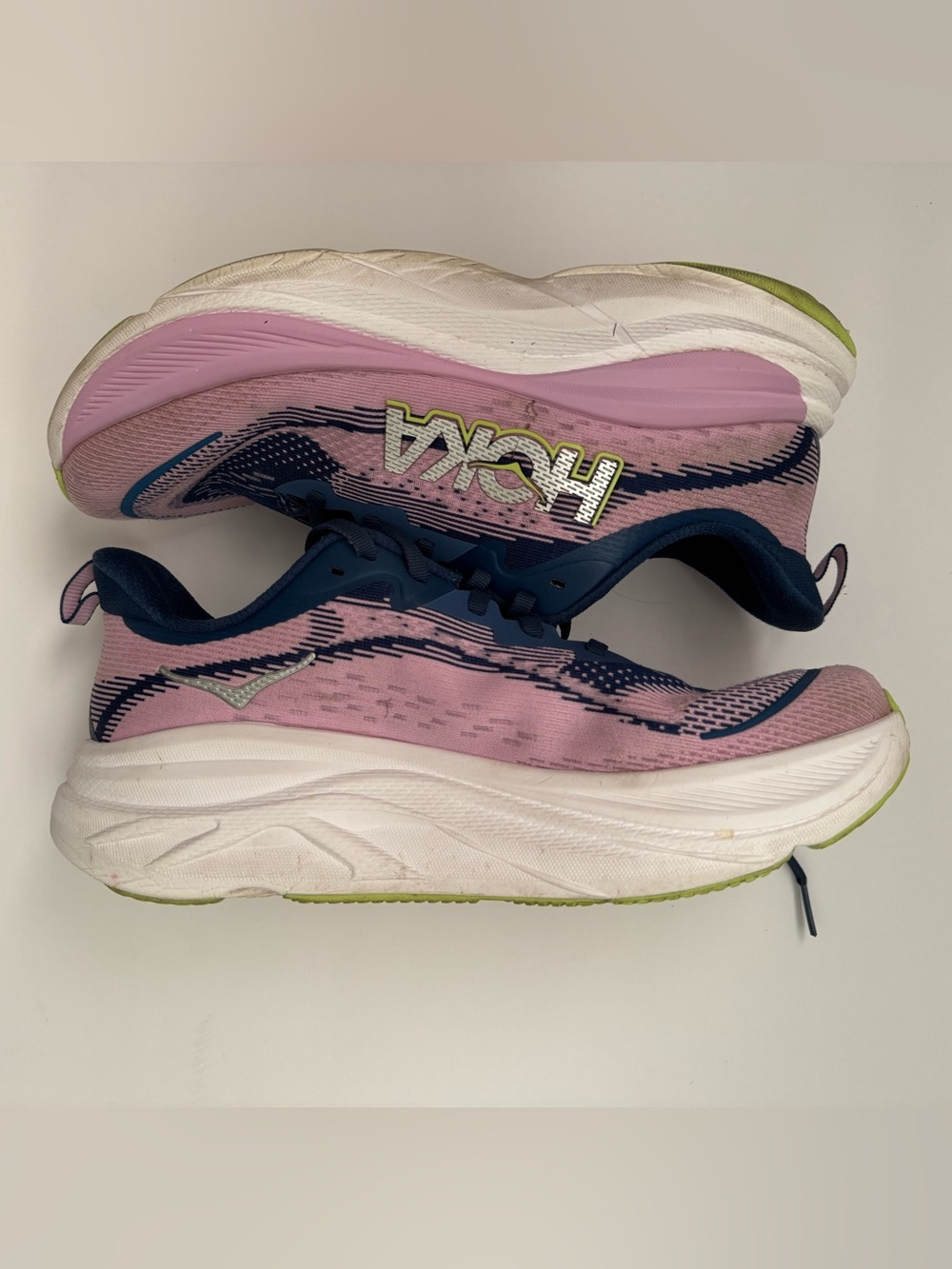 Hoka Skyflow Midnight / Pink Twilight Size 9 - Picture 4 of 7
